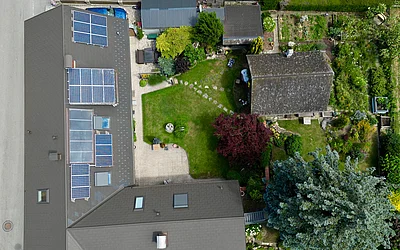 Vogelperspektive nach der Dachsanierung